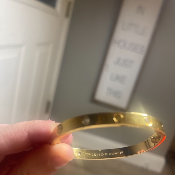 Cartier Diamond Love Bracelet - Picture 4 of 4